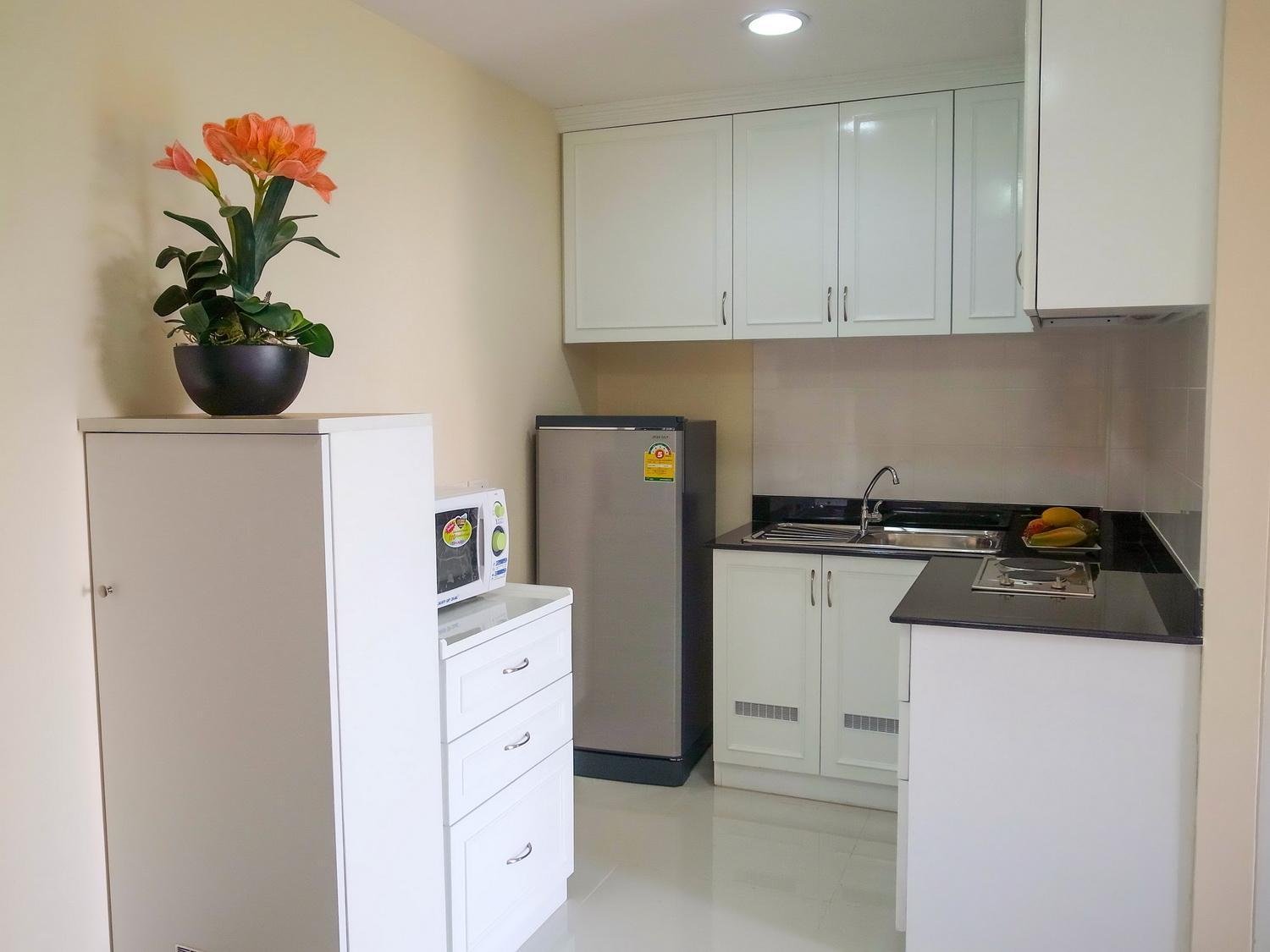 Charming Resident At Ekkamai From Studio Unit Up To 2 Bedroom Apartment Bangkok Exterior photo
